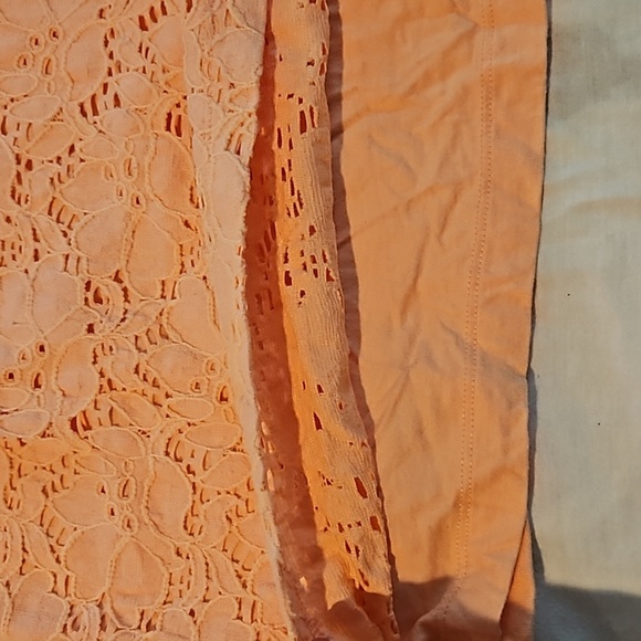 Croft n Barrow Light Orange top - Picture 7 of 8